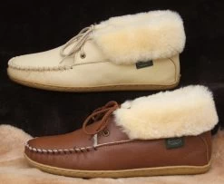 Women's 2-Eyelet Sheepskin Moccasin Slipper