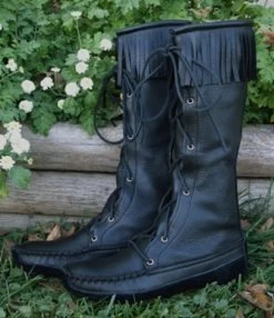 Women’s Knee High Moccasin Boots With Fringe -WildWestFashionFinds Womens20Knee20High20Moccasin20Boots20with20Fringe 02